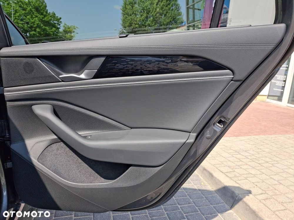 Volkswagen Passat - 18