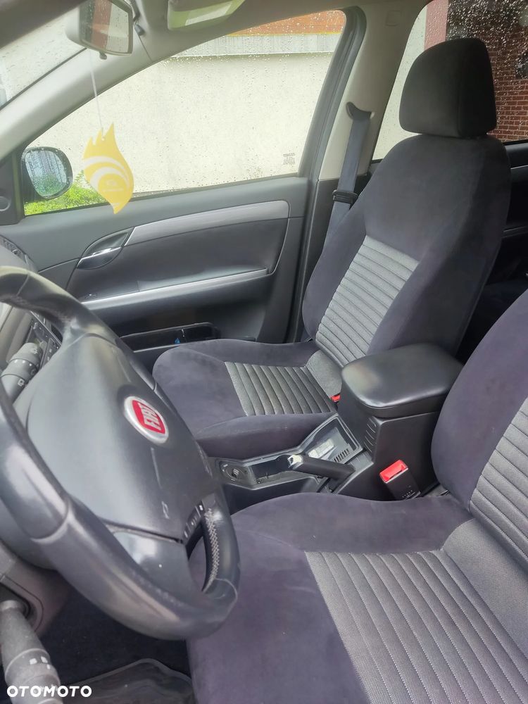 Fiat Croma 1.9 JTD Dynamic - 17