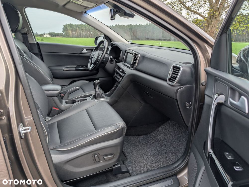 Kia Sportage 1.6 GDI L Business Line Plus 2WD - 24