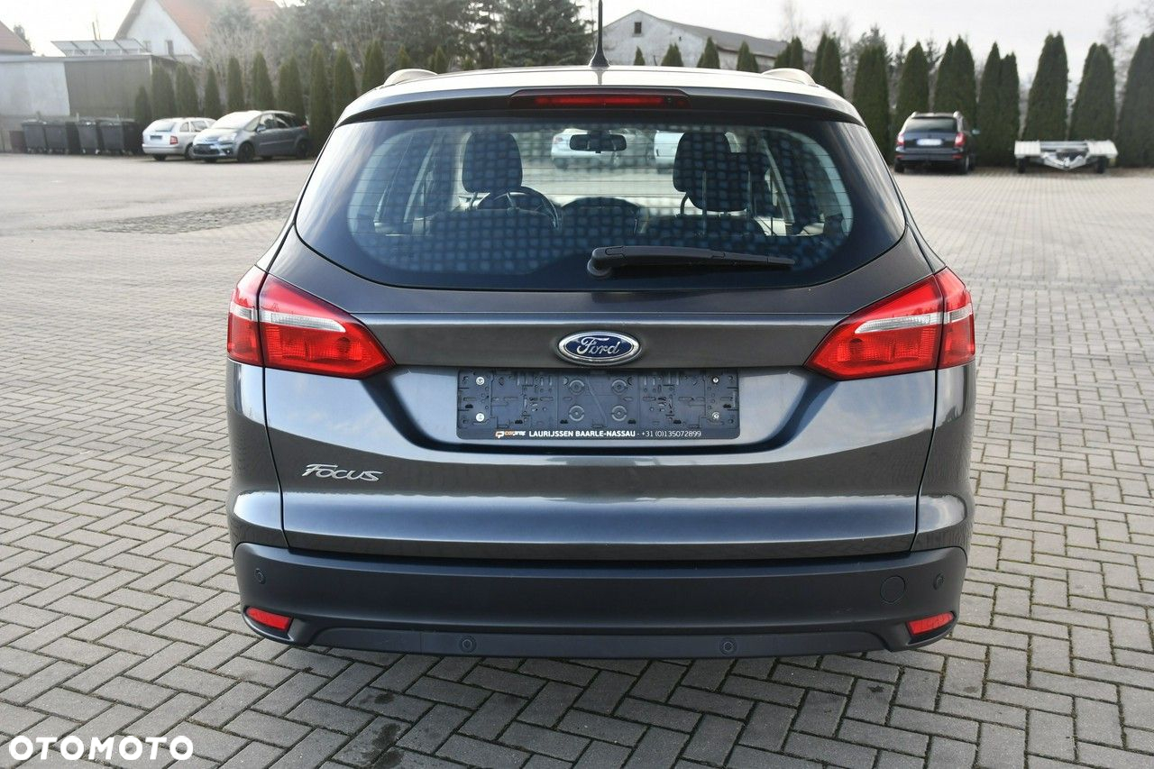 Ford Focus - 12
