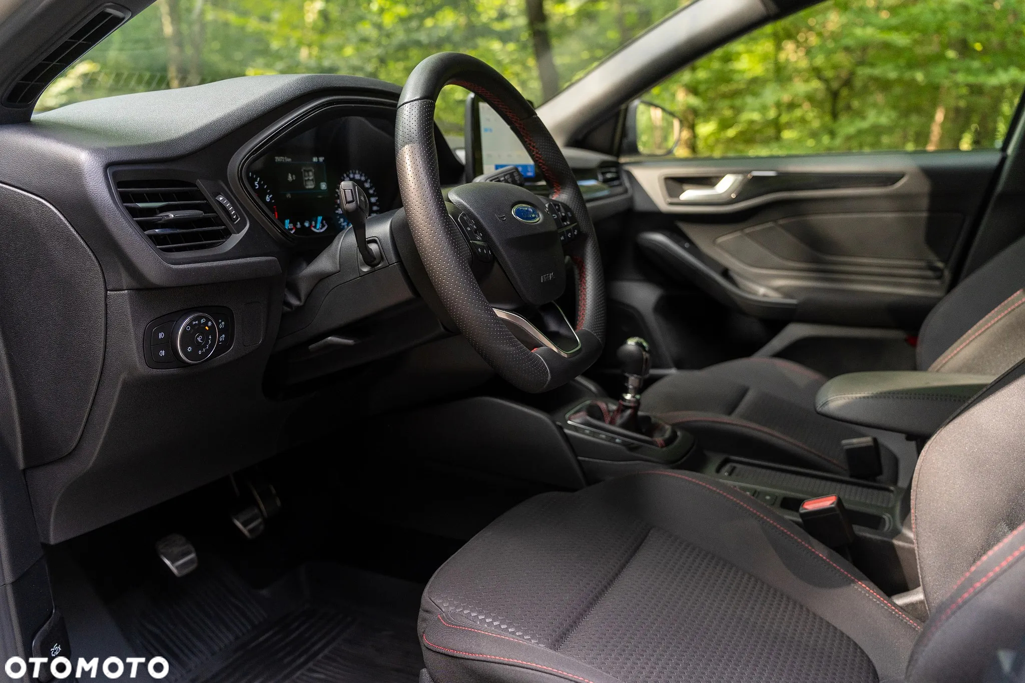 Ford Focus 1.0 EcoBoost ST-Line - 19