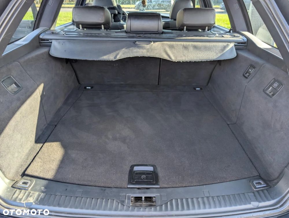 BMW Seria 5 530i Touring - 7