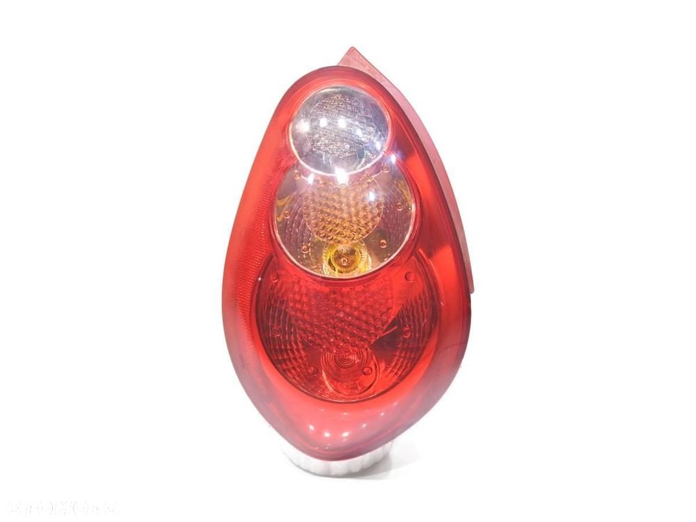 LAMPA PRAWA TYLNA TYŁ TOYOTA AYGO I 81550-0H020 - 1
