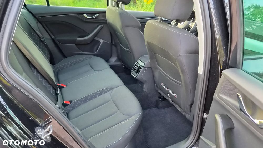 Skoda Kamiq 1.0 TSI Ambition - 12