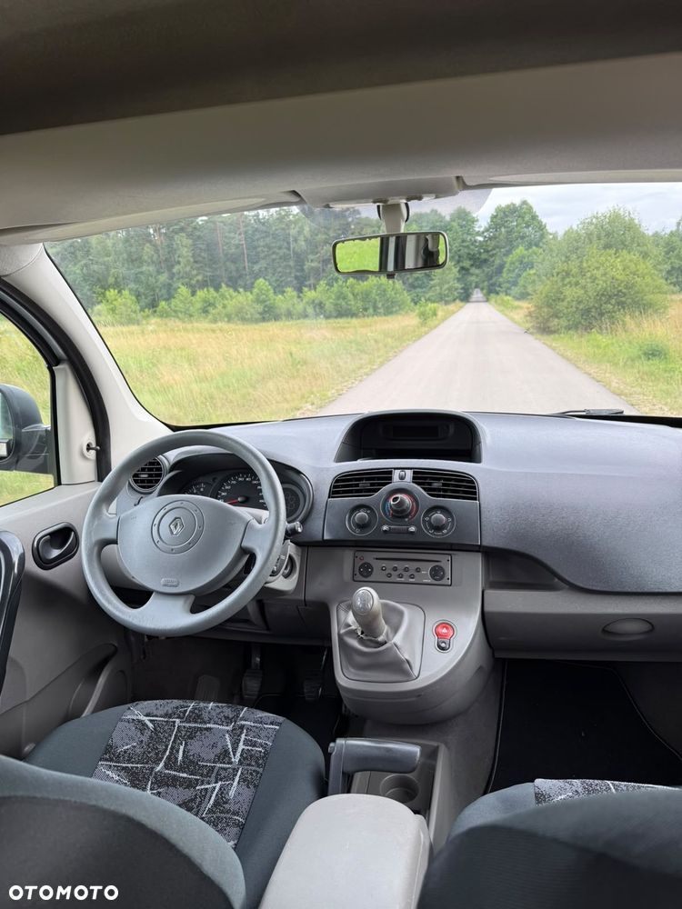 Renault Kangoo 1.6 8V Happy Family - 12