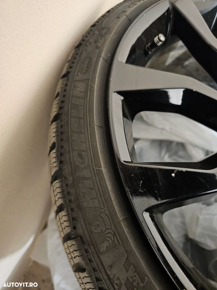 Jante Tesla cu Anvelope Michelin Pilot Alpin 235 35 R20 92W - 4
