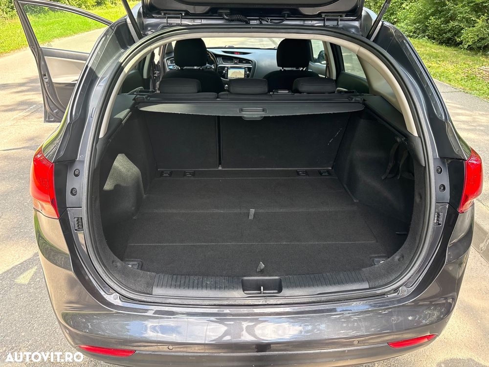 Kia Ceed - 15