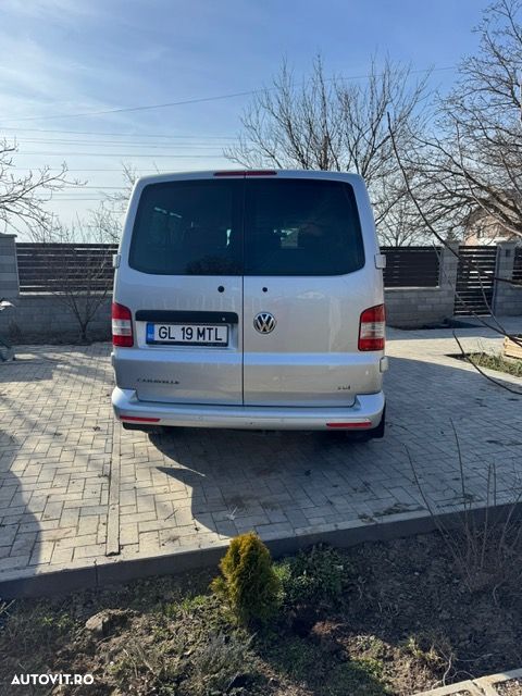 Volkswagen Caravelle - 13