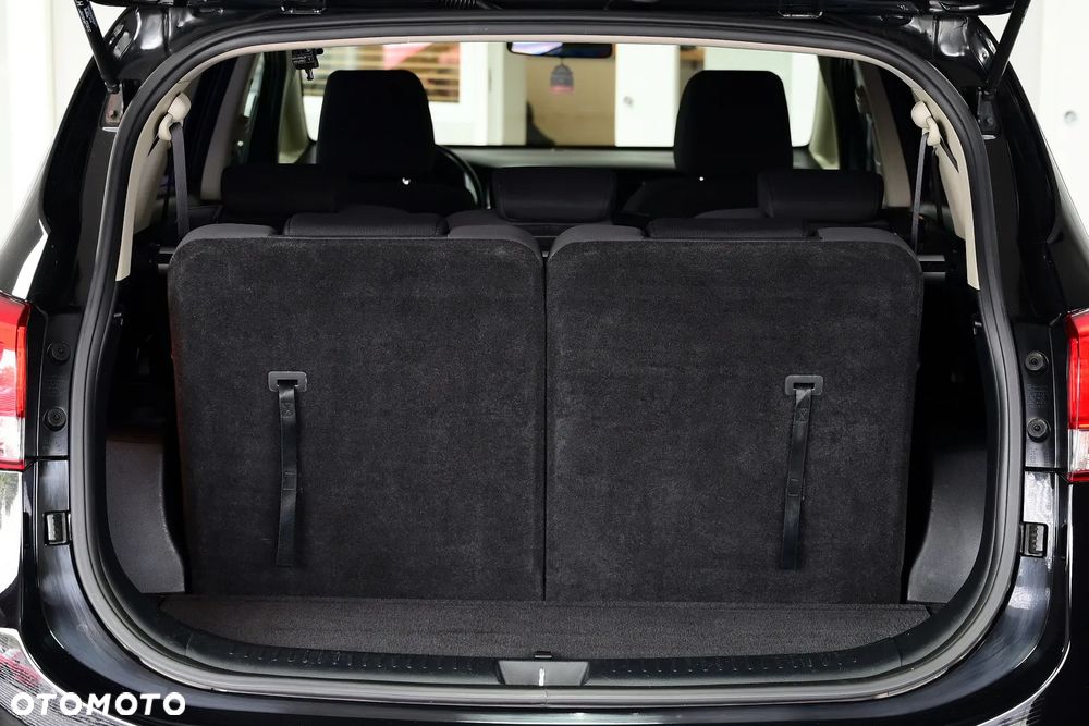 Kia Carens 1.6 GDI Edition 7 - 31