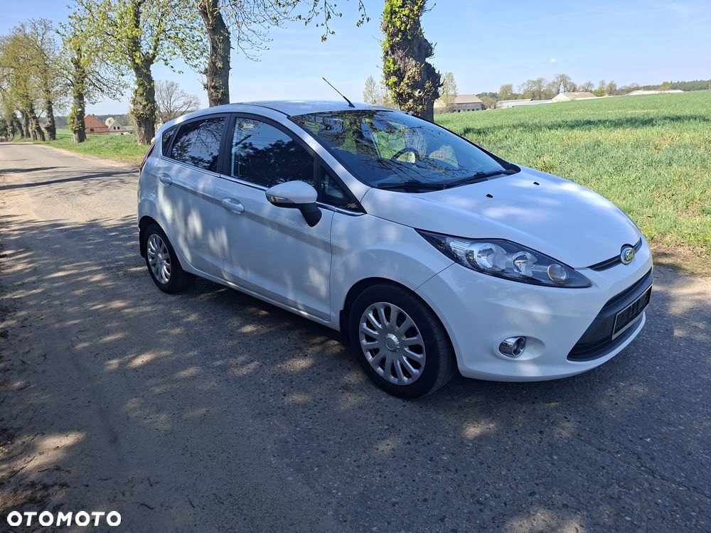 Ford Fiesta 1.6 Titanium - 3