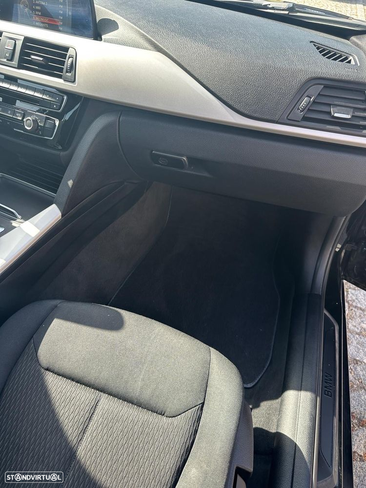 BMW 320 d Advantage Auto - 17