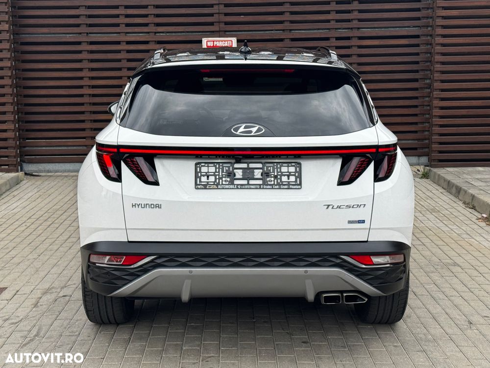 Hyundai Tucson 1.6 CRDi 48V-Hybrid 2WD DCT Select - 11