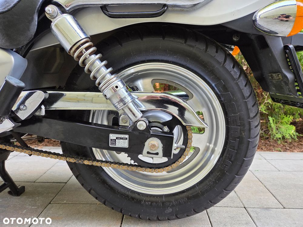 Hyosung GV - 22
