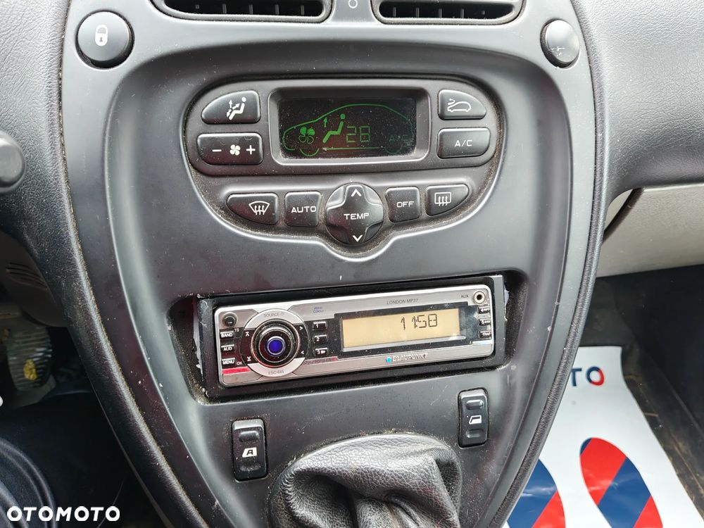 Citroën Xsara Picasso 1.8i Confort - 22