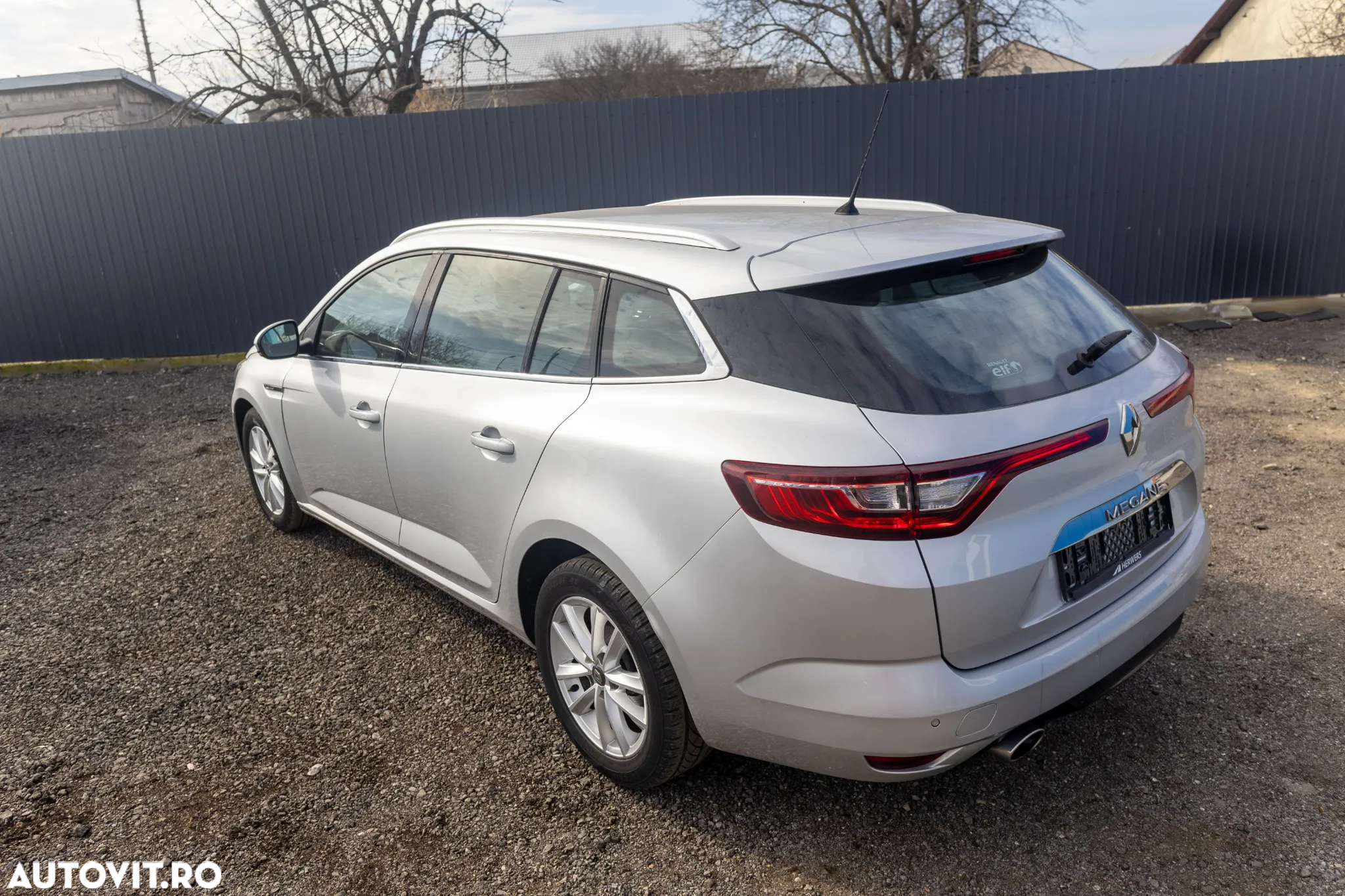 Renault Megane 1.5 dCi Dynamique Aut. - 4