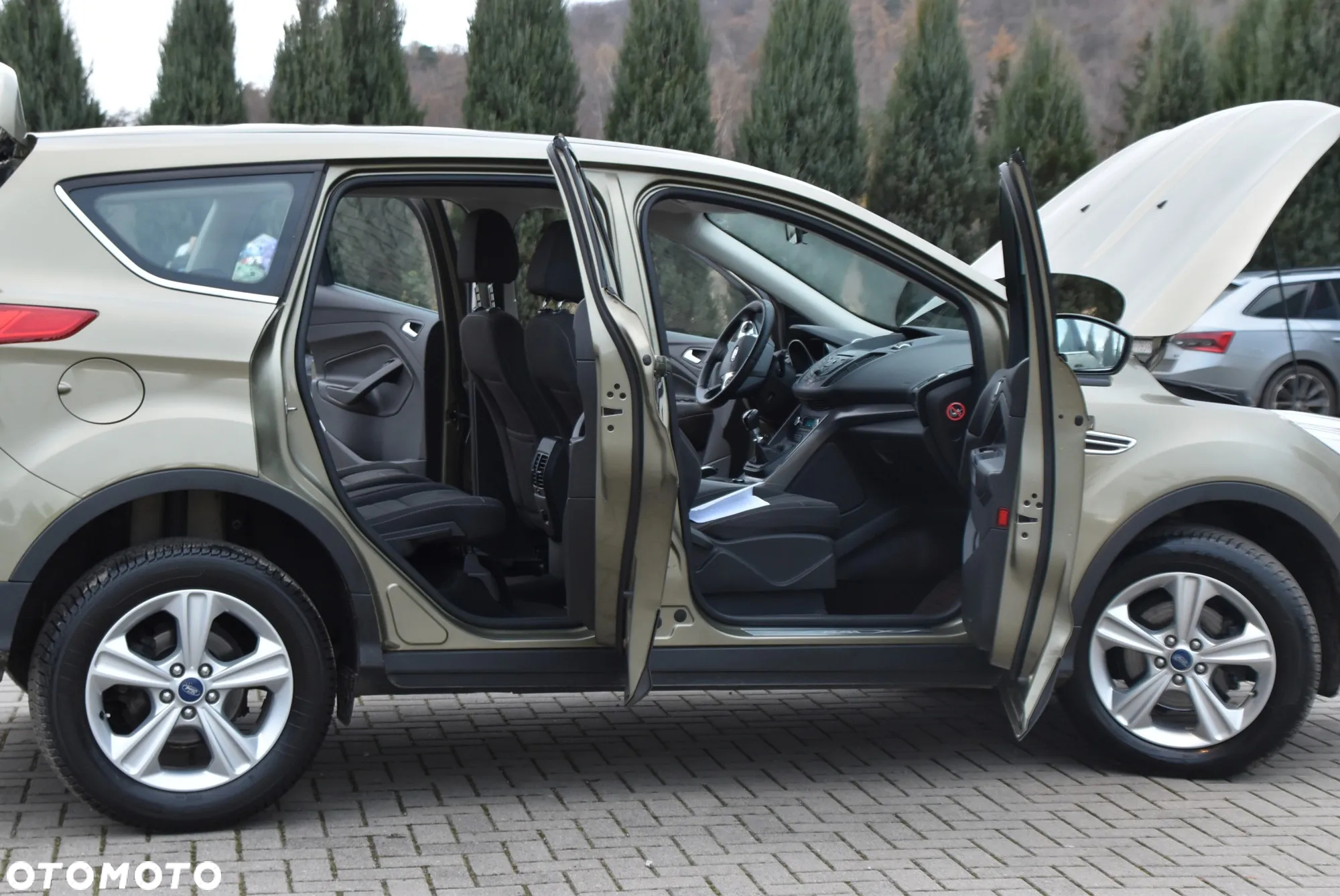 Ford Kuga - 9
