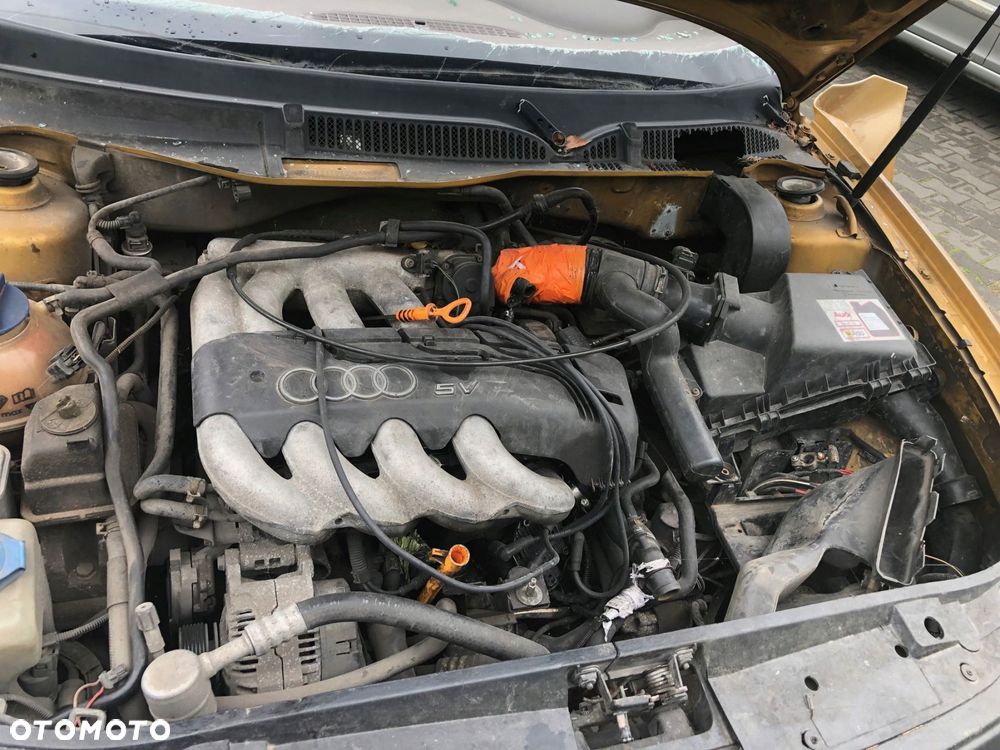 GOLF IV LEON OCTAVIA AUDI A3 8L 96-99 SILNIK KPL 1.8 B AGN 125KM - 1