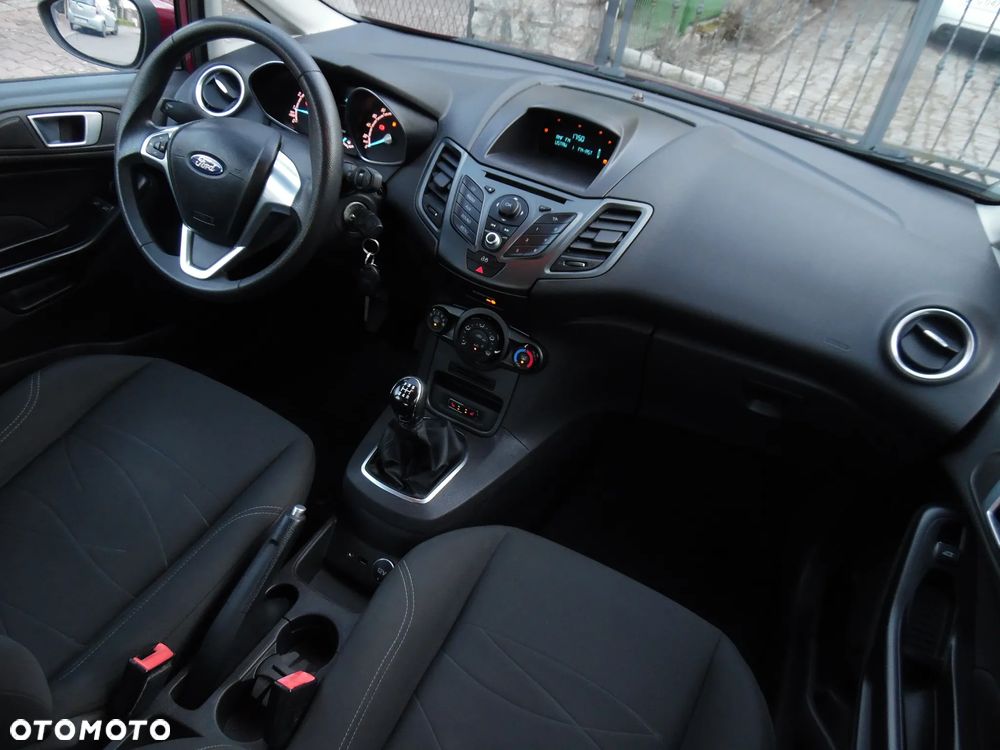 Ford Fiesta - 21