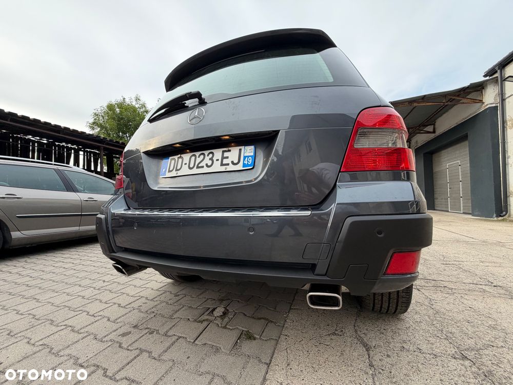 Mercedes-Benz GLK - 28