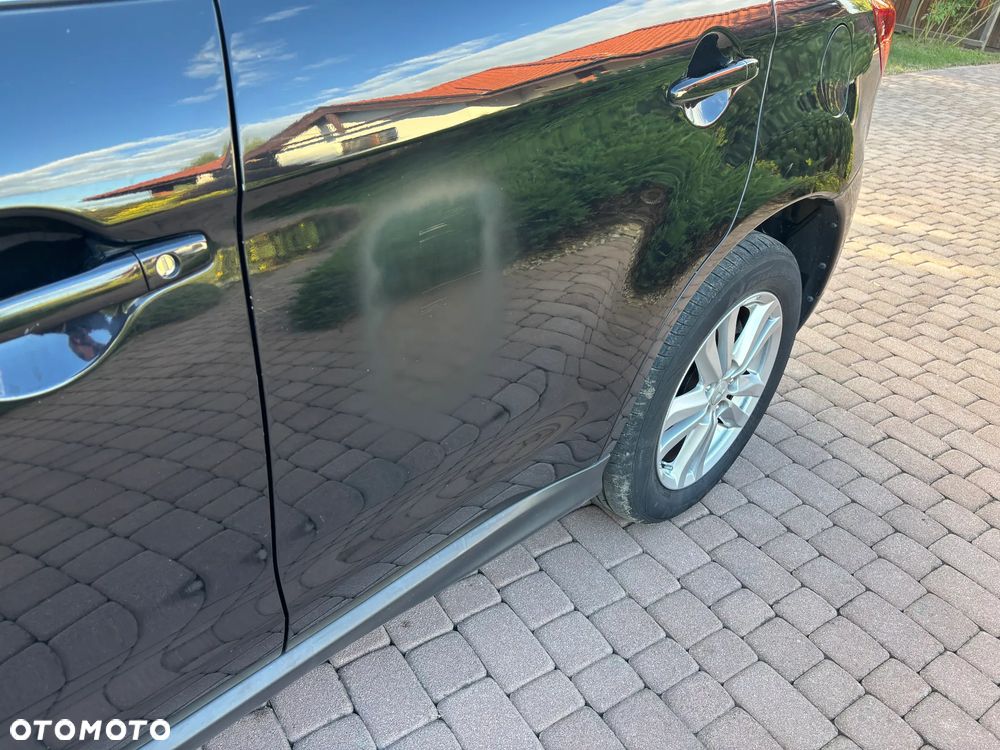 Mitsubishi ASX 1.8 DI-D 2WD Intense - 33