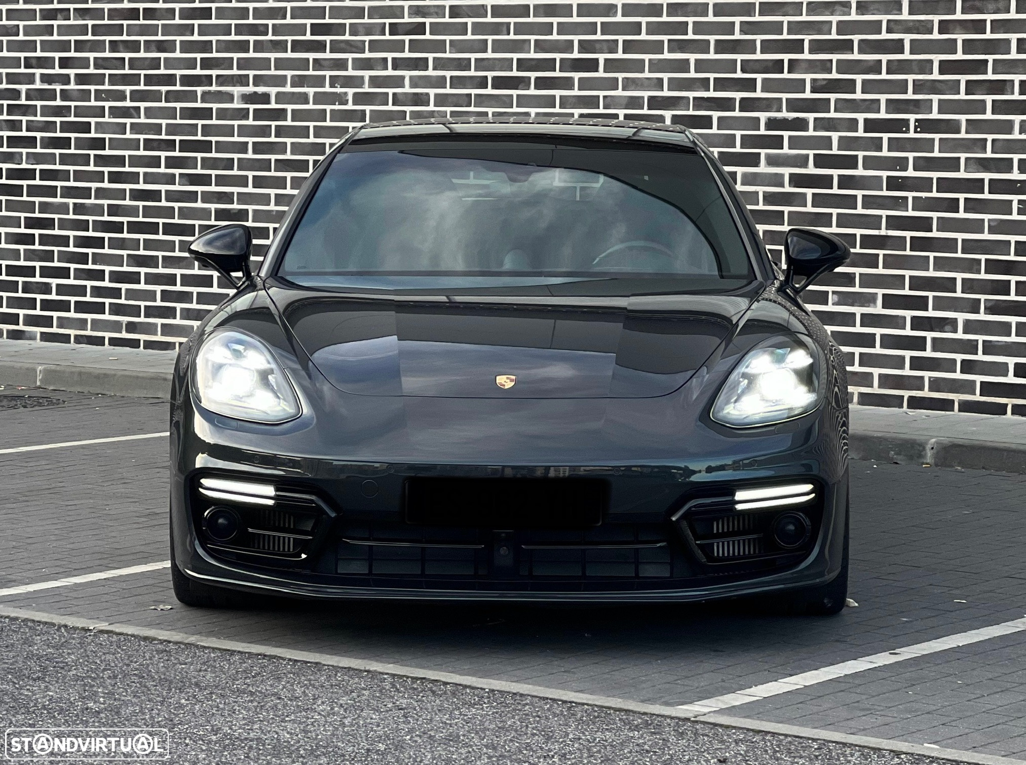 Porsche Panamera Sport Turismo 4 E-Hybrid - 11