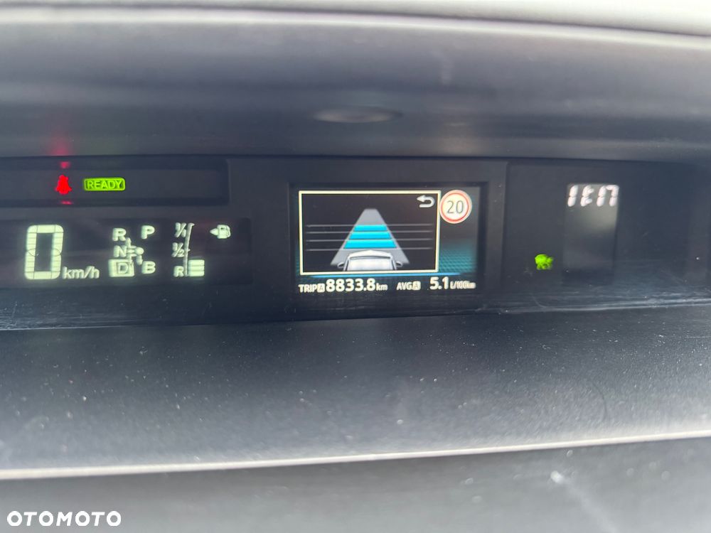 Toyota Prius+ - 12
