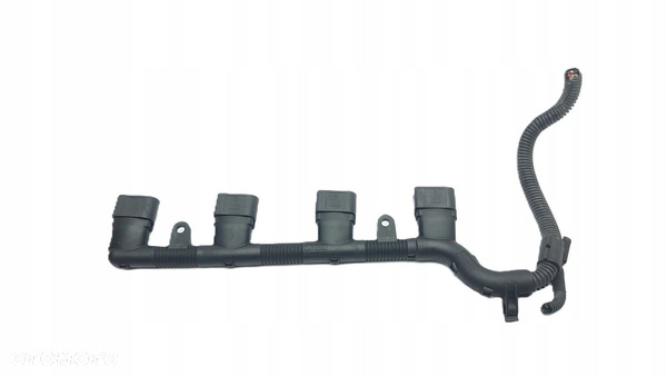 OSŁONA PRZEWODÓW CEWEK ZAPŁONOWYCH VW, AUDI SEAT SOKODA 2.0 TFSI 06F971824A