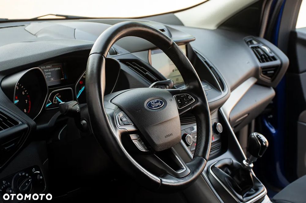 Ford Kuga 1.5 EcoBoost FWD Titanium ASS GPF - 23