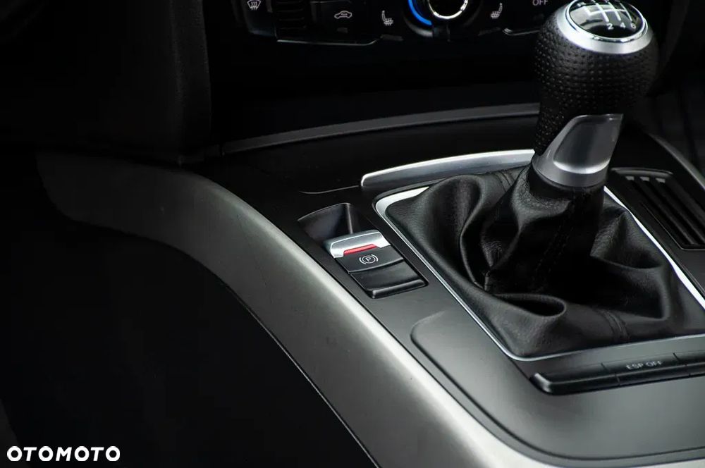 Audi A4 Limousine 2.0 TDI DPF Ambition - 31
