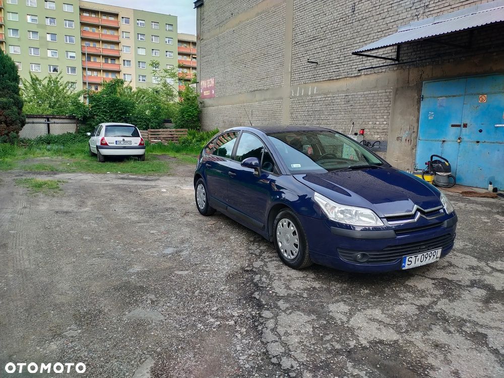 Citroën C4 1.4 16V CoolTech - 3