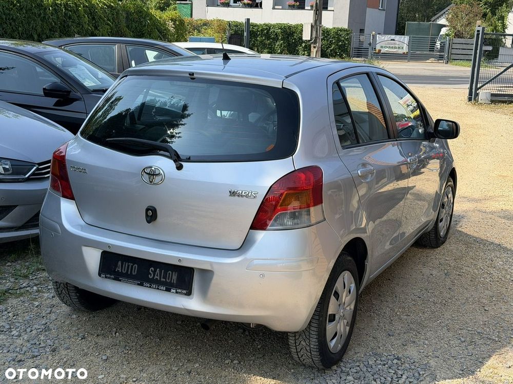 Toyota Yaris - 6