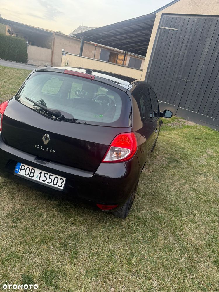 Renault Clio 1.2 16V 75 GPS - 5