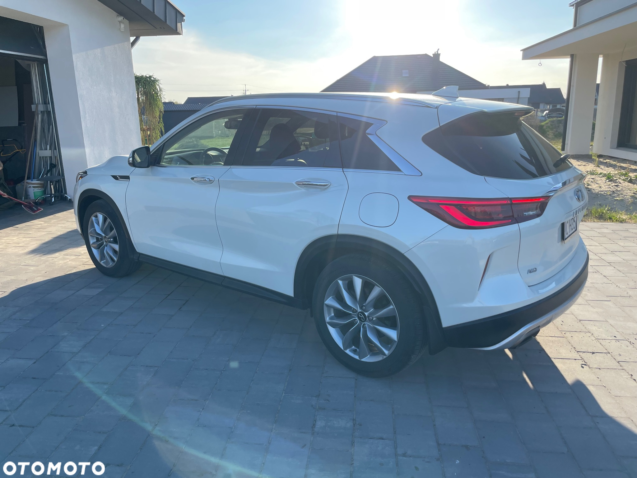 Infiniti QX50 - 12