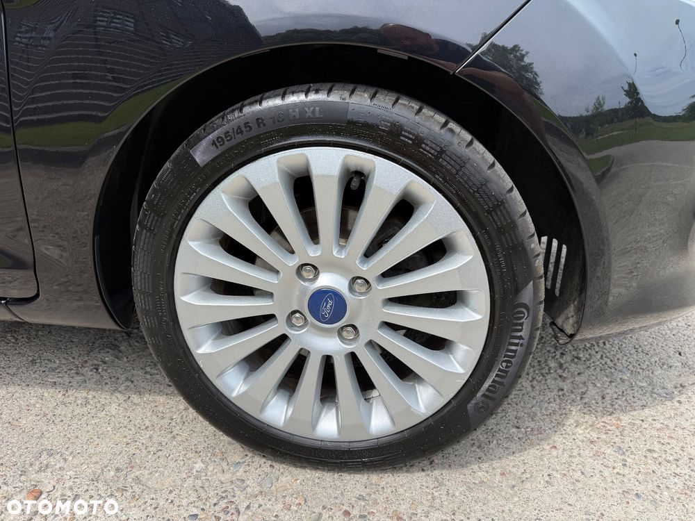 Ford Fiesta 1.25 Titanium - 36