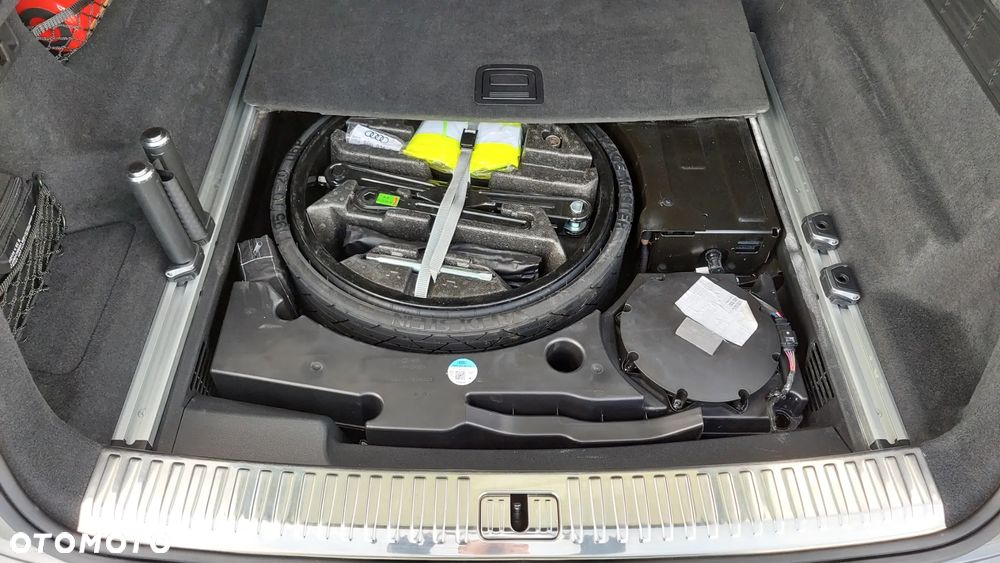 Audi Q8 50 TDI mHEV Quattro Tiptronic - 14