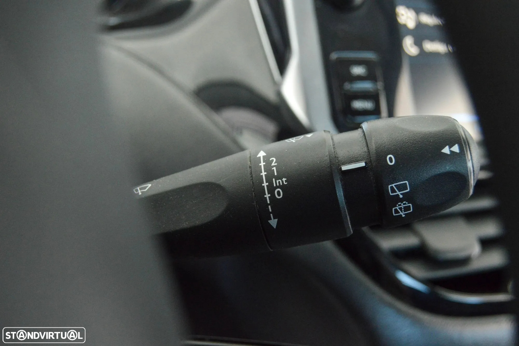Peugeot 208 Van 1.5 BlueHDI 2L - IVA dedutível - 30