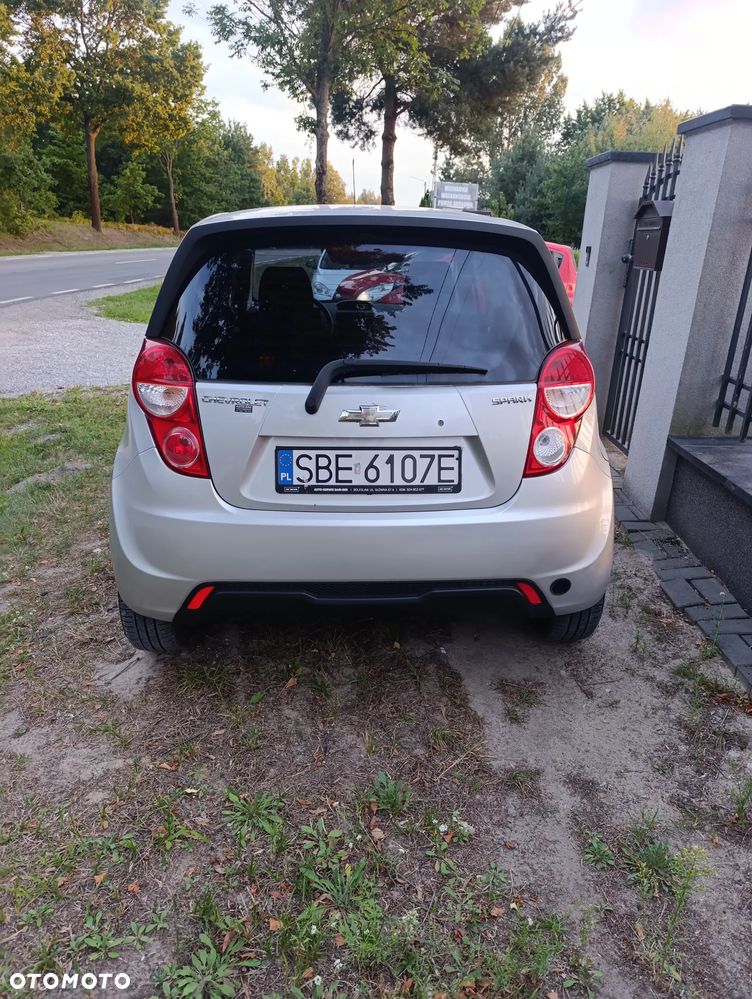 Chevrolet Spark 1.0 Base+ - 4