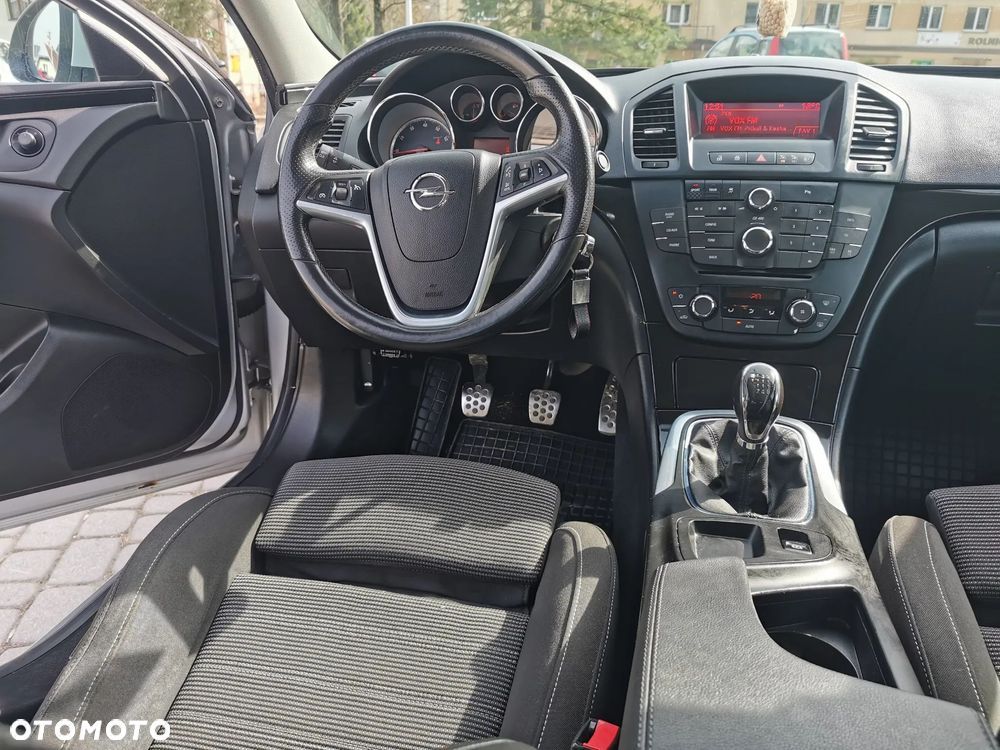 Opel Insignia 2.0 T Cosmo - 3