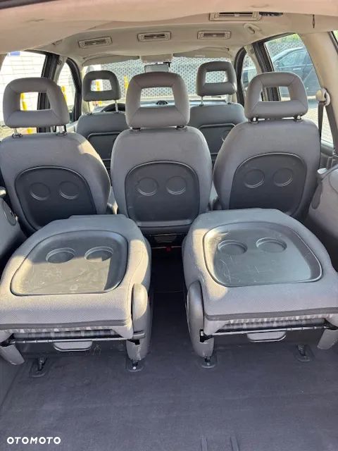 Ford Galaxy 1.9 TDI Trend - 12