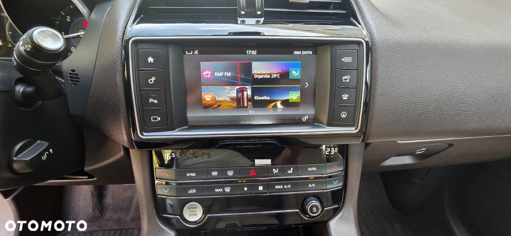Jaguar F-Pace 20d AWD R-Sport - 29