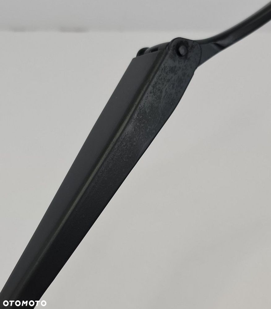 RAMIE WYCIERACZKI LEWE MERCEDES W204 EUROPA - 4