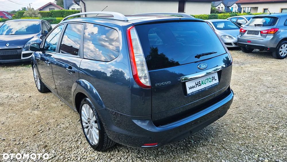 Ford Focus 1.6 16V Titanium - 18