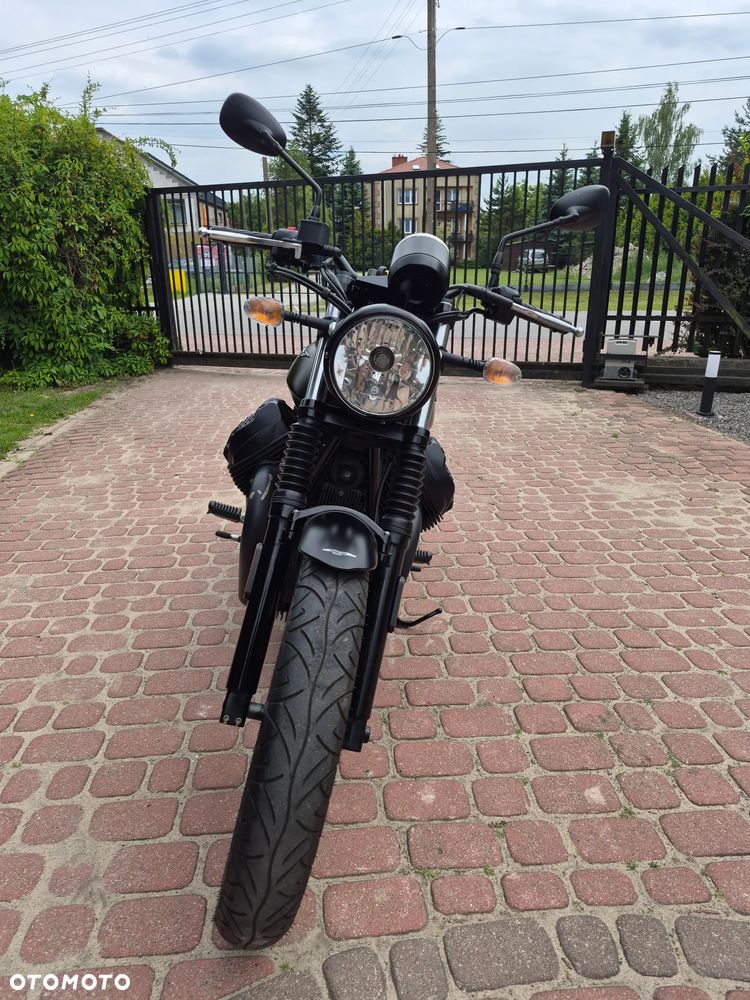Moto Guzzi V7 - 11