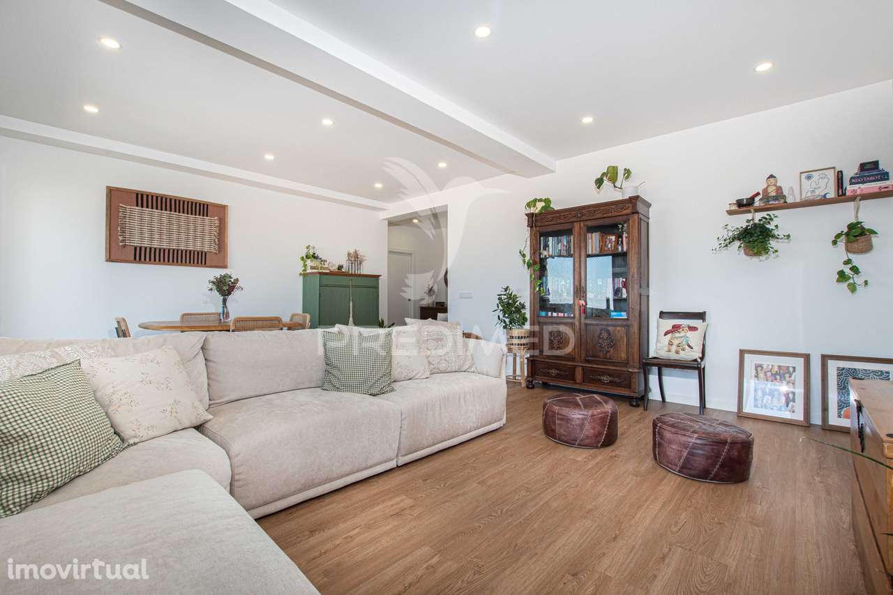 Excelente apartamento remodelado em Almada com vista Rio - Grande imagem: 3/27