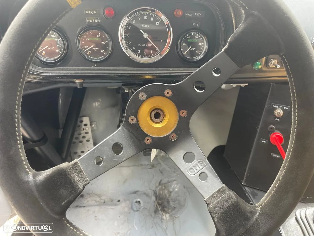 Ford Escort - 7