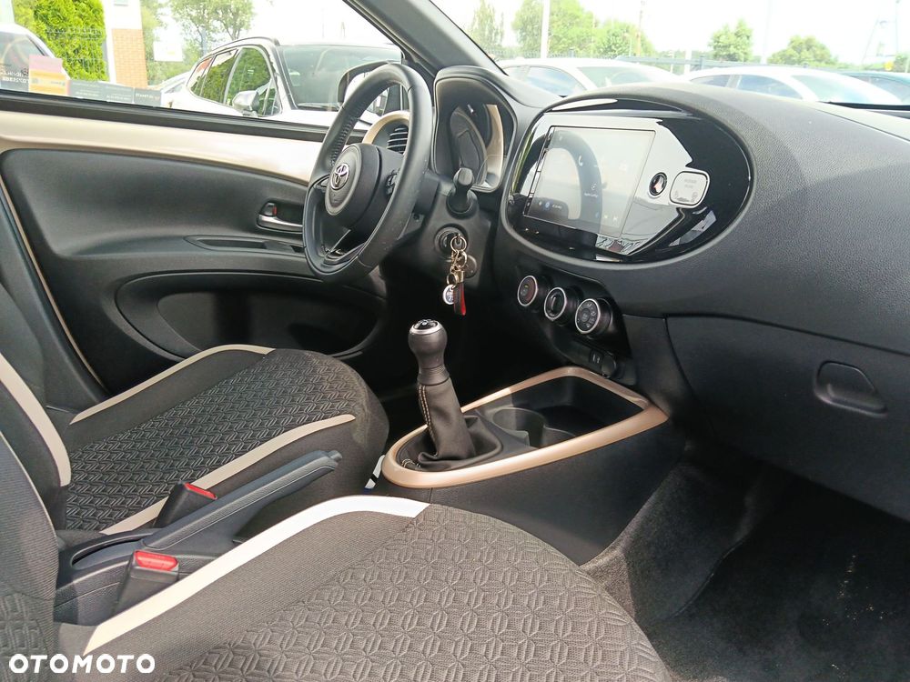 Toyota Aygo X - 9