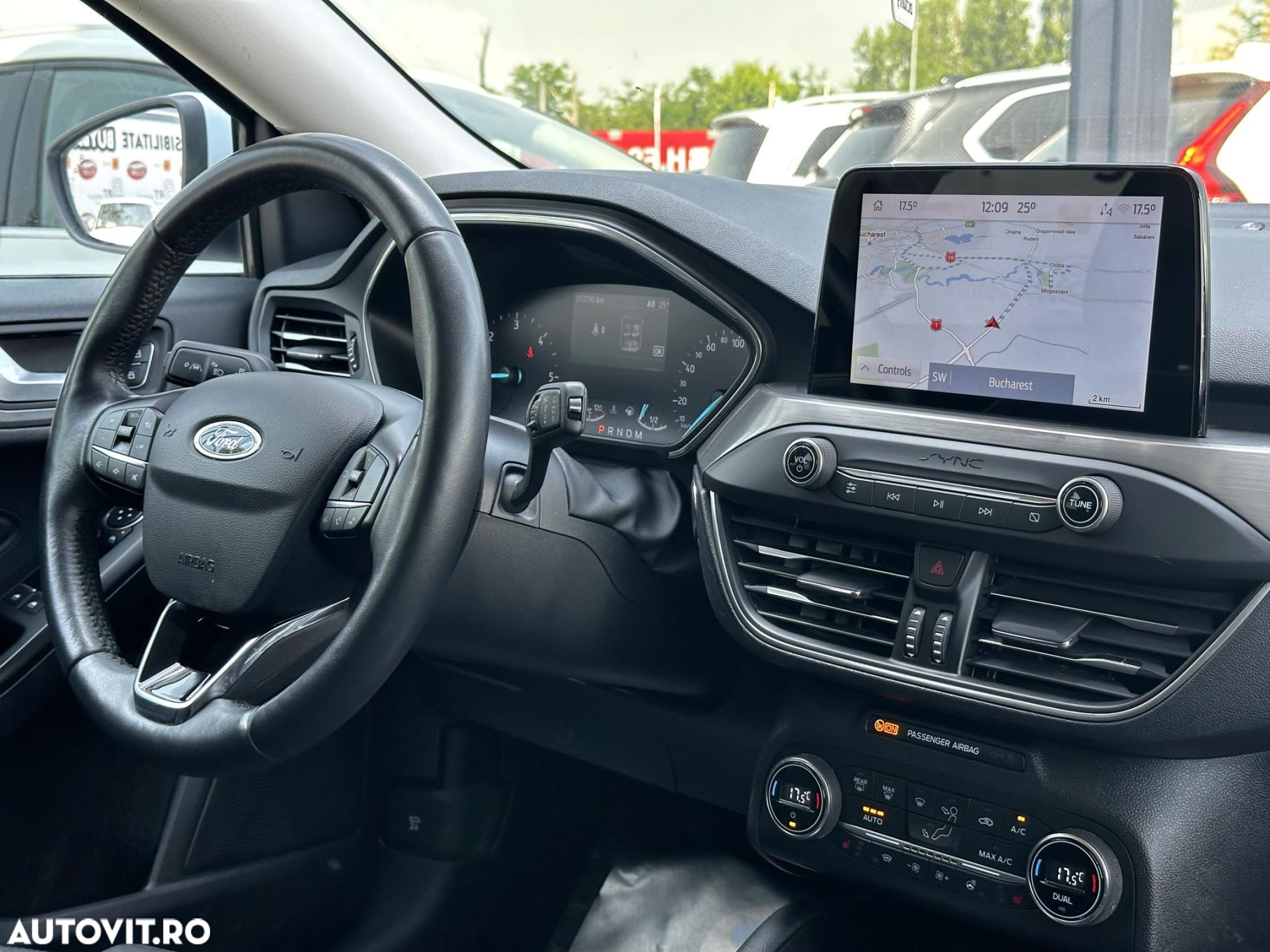 Ford Focus - 7