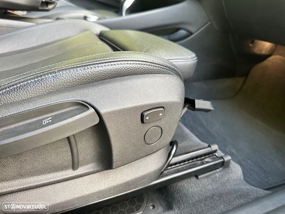 BMW X1 18 d xDrive Auto Pack M - 46