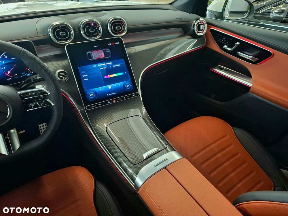 Mercedes-Benz GLC - 16