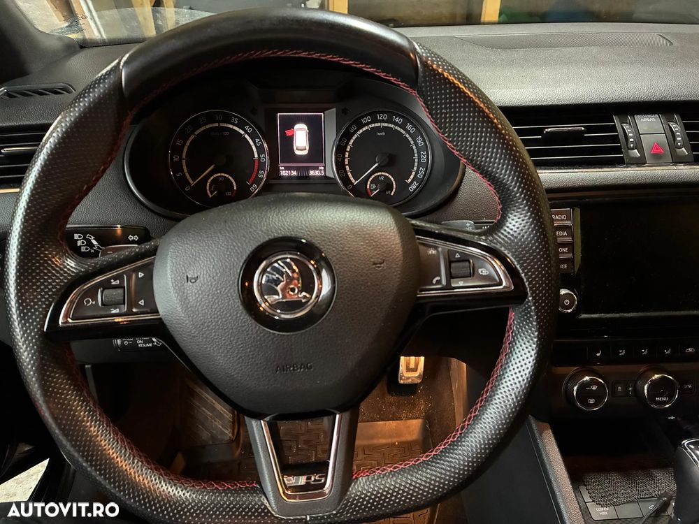 Skoda Octavia 2.0 TDI DSG 4X4 RS - 17